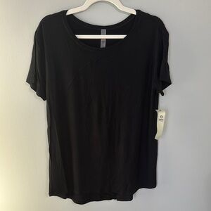 NWT Mono B Woman's Black High-Low Top